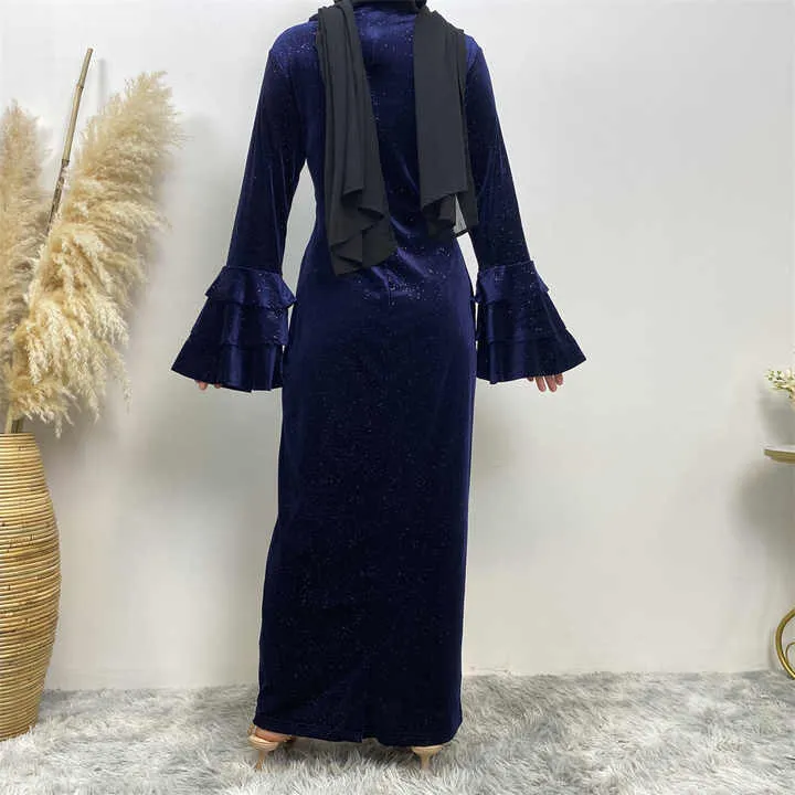 عبايات لامعه Colorful abayas