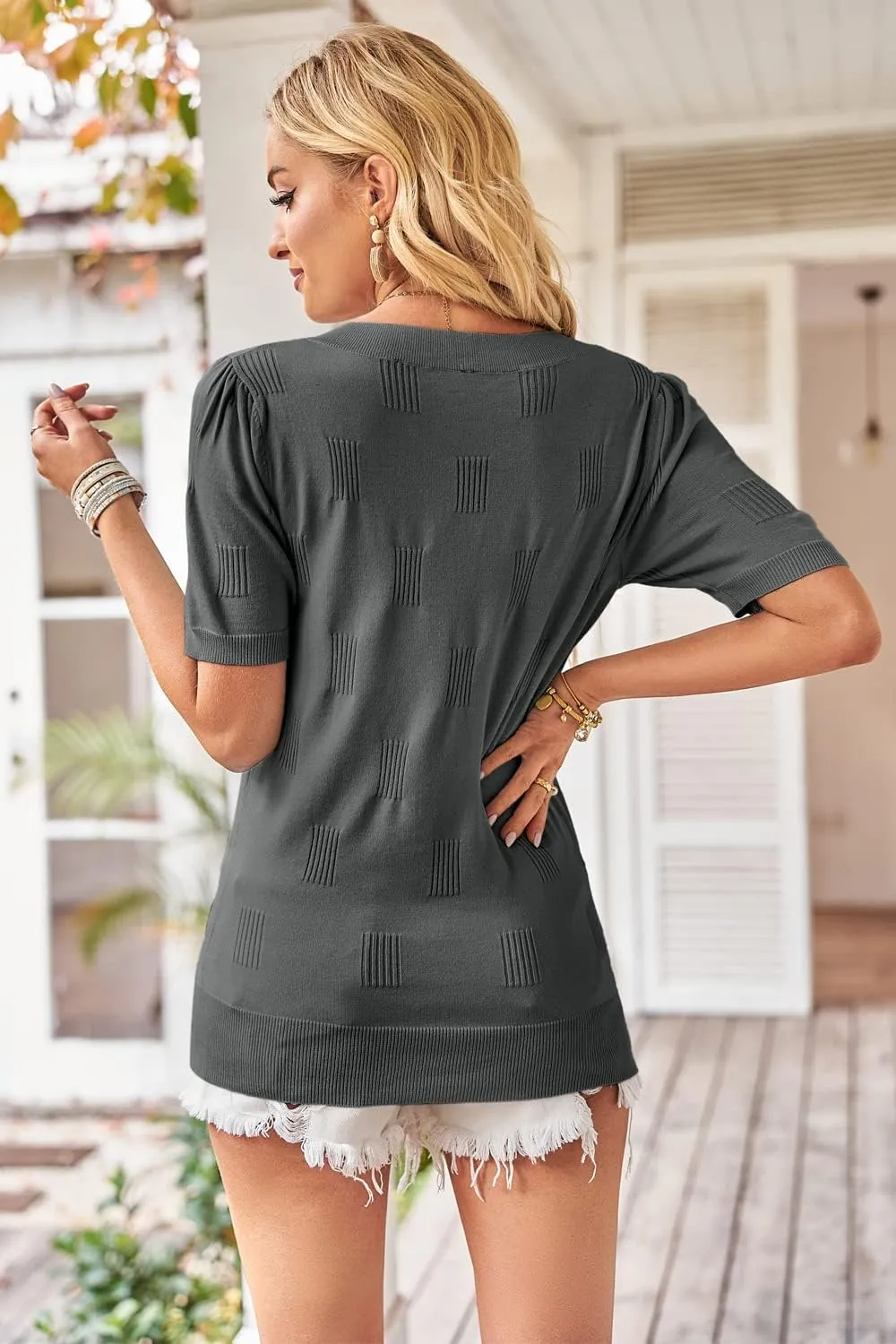 Arach&Cloz Women's Tops 2025 Spring Summer Short Sleeve Sweater Fashion Trendy Dressy Casual Outfit Versatile Knit Blouse