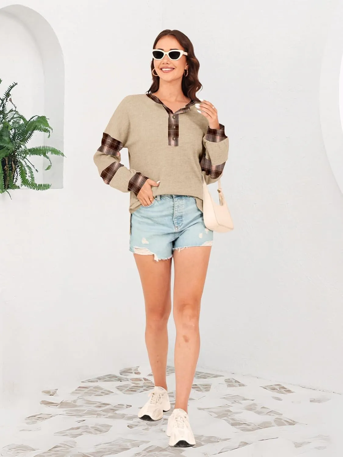 Disamer Sweatshirts for Womens Long Sleeve V Neck Striped Fashion Oversized T Shirts Casual Button Down Henley Neck Tops