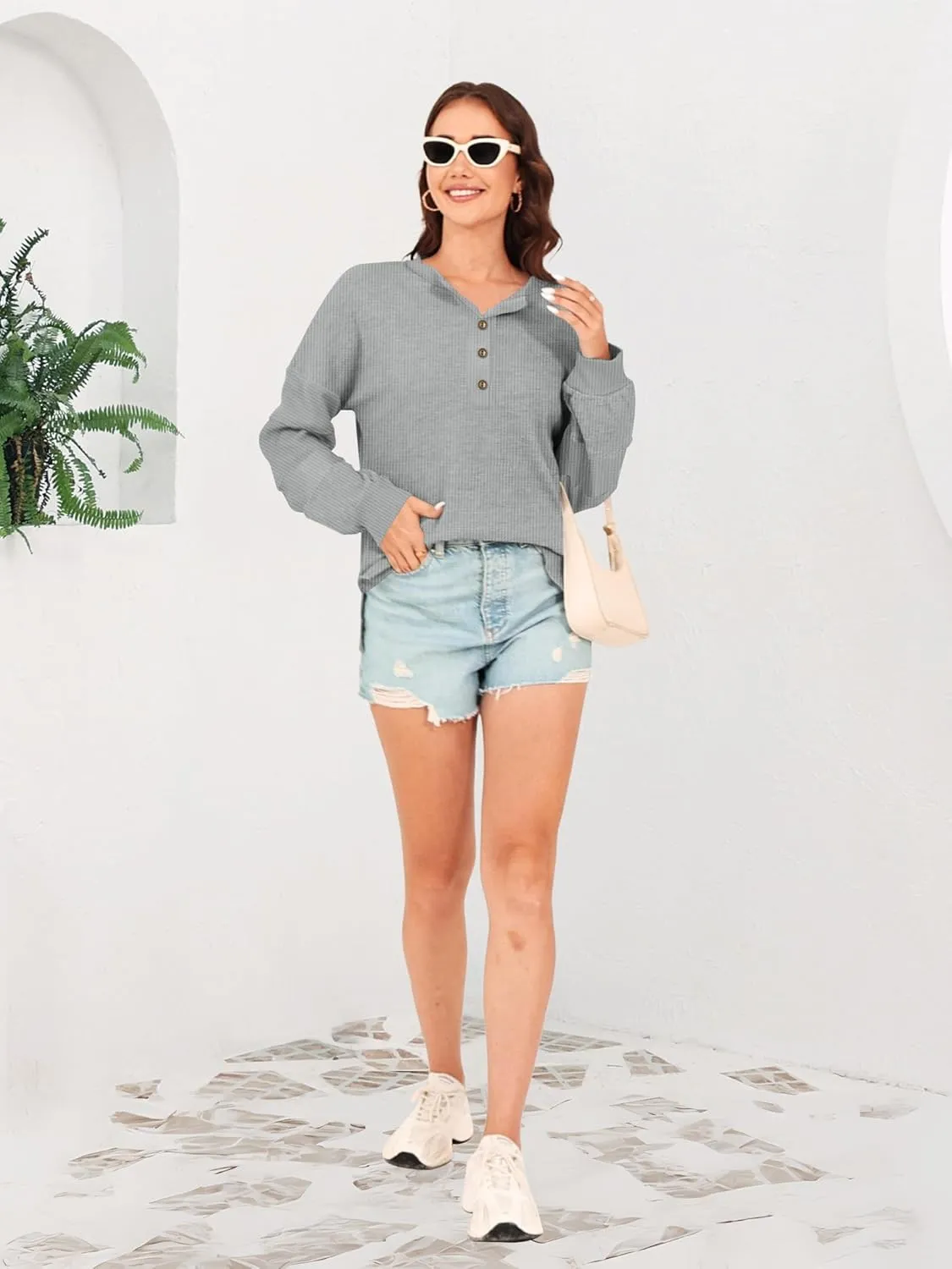 Disamer Sweatshirts for Womens Long Sleeve V Neck Striped Fashion Oversized T Shirts Casual Button Down Henley Neck Tops