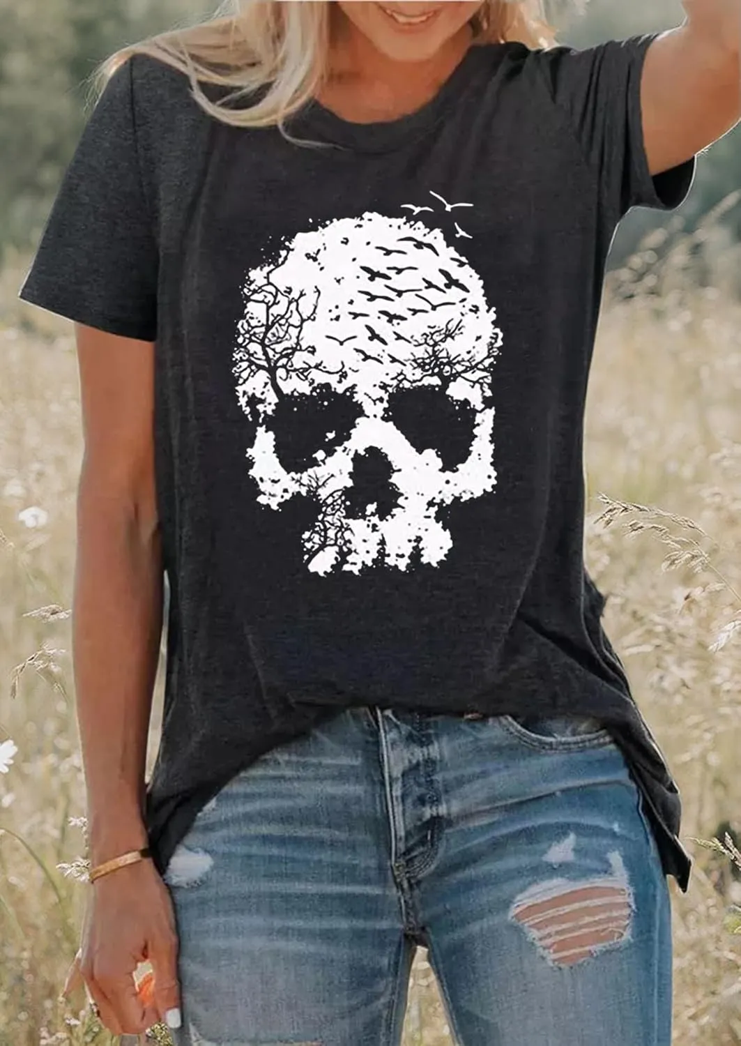 Halloween Skull Shirt for Women Vintage Gothic Graphic T Shirt Novelty Skeleton Halloween Hocus Pocus T-Shirt Tops