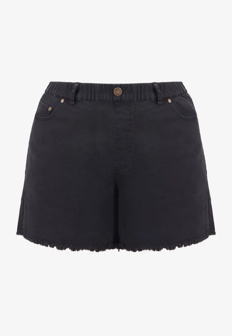 Peanuts Plus Size Denim Shorts - Red