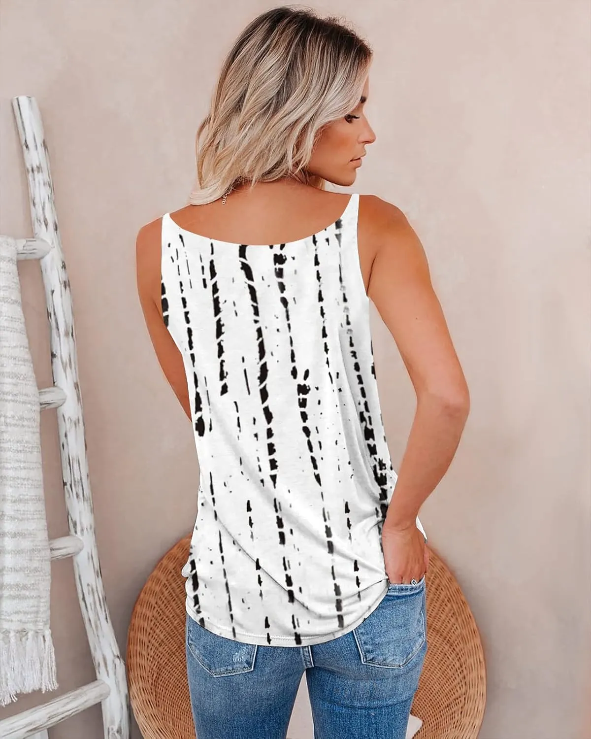 SAUKOLE Summer Tank Tops for Women V Neck Womens Fashion Sleeveless Top Loose Fit Casual Stripe Shirts Blouse