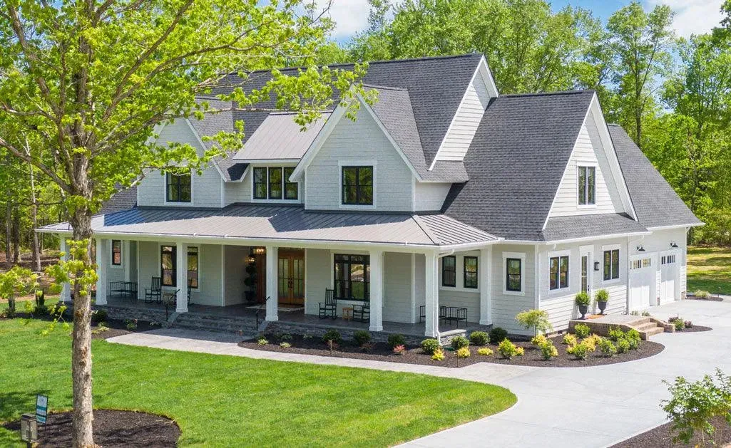 Spacious 4-Bedroom Home with 3952 sq ft of Living Space