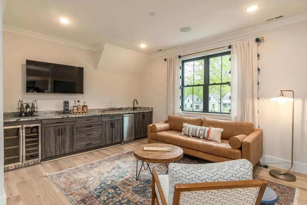 Spacious 4-Bedroom Home with 3952 sq ft of Living Space
