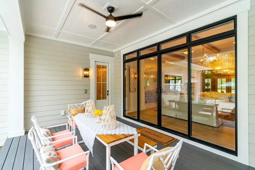 Spacious 4-Bedroom Home with 3952 sq ft of Living Space