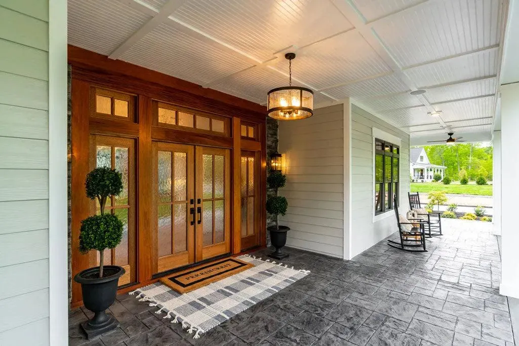Spacious 4-Bedroom Home with 3952 sq ft of Living Space
