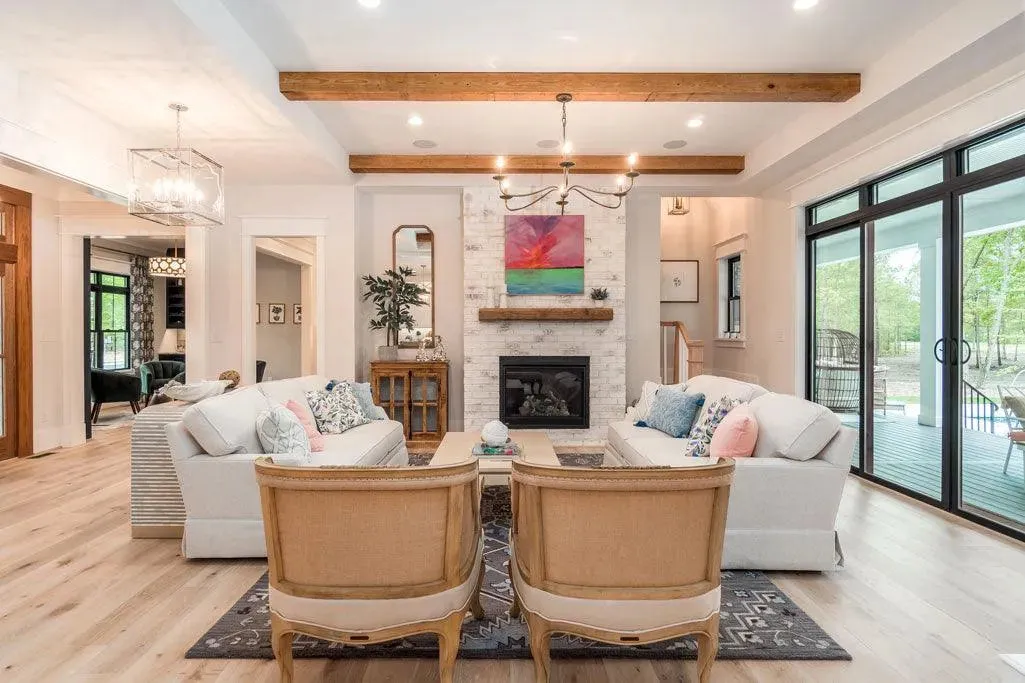 Spacious 4-Bedroom Home with 3952 sq ft of Living Space