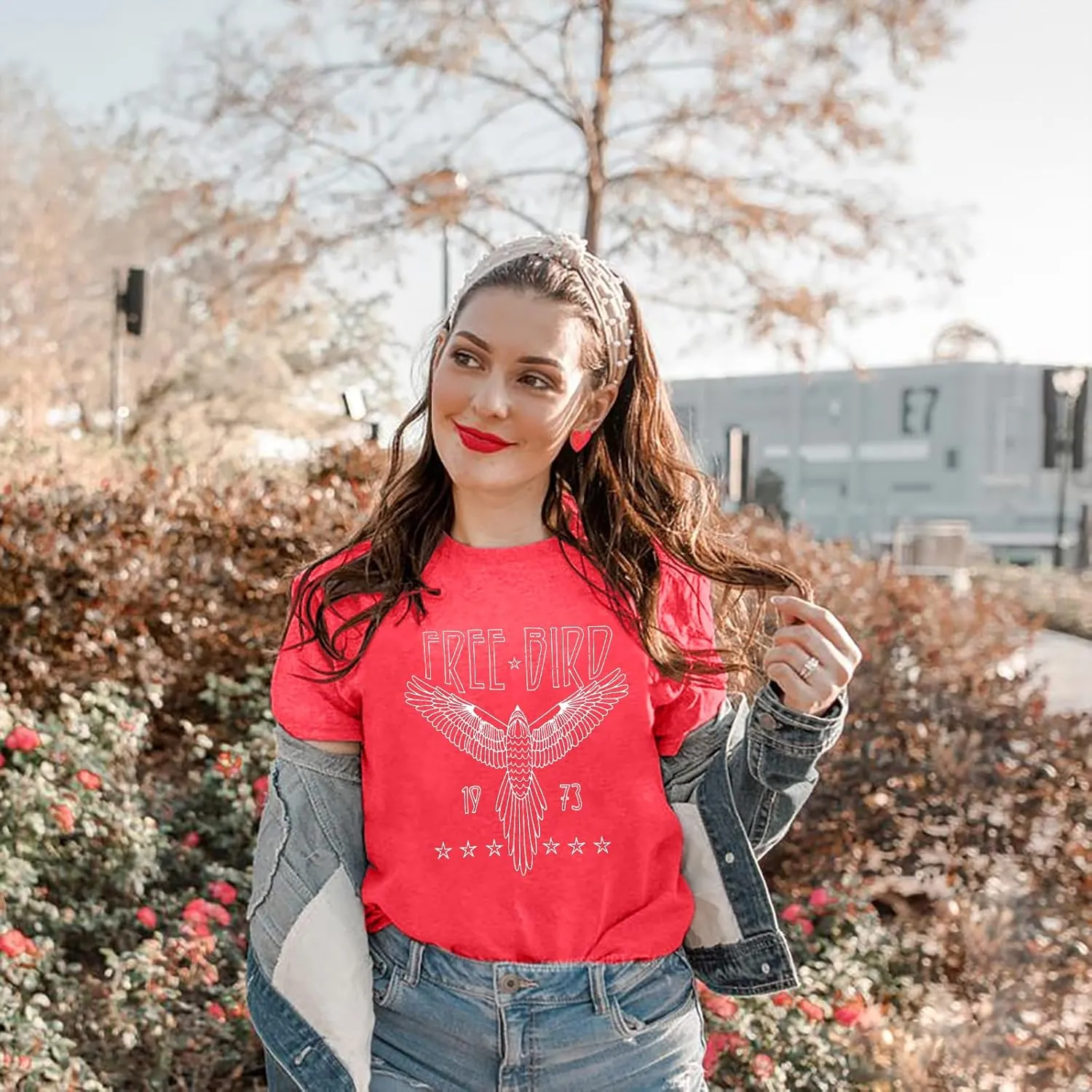Vintage Rock Band T-Shirt Woman Retro Bird Shirt Eagle Graphic Tees Retro Music Shirt Casual Short Sleeve Tops