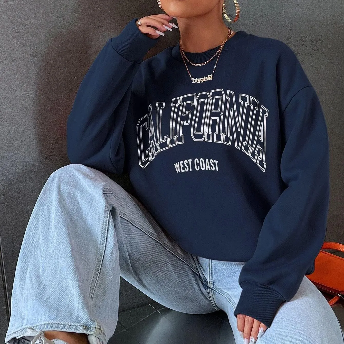 Women Oversized California Letter Graphic Fleece Sweatshirt Long Sleeve Crewneck Drop Shoulder Pullover Jumper